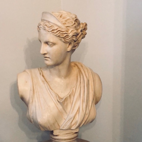 Meet your Posher, Joann - Picture 2 of 2